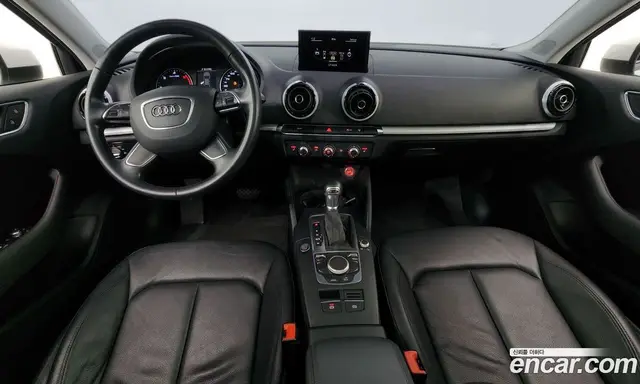 Audi A3 2015 1.6 автомат (гидро), миниатюра 7