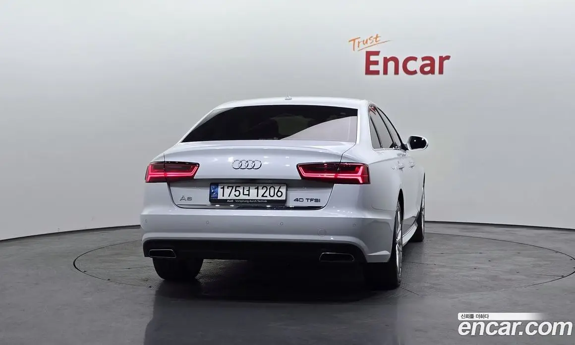 Audi A6 2017 2.0 автомат (гидро), фото 4