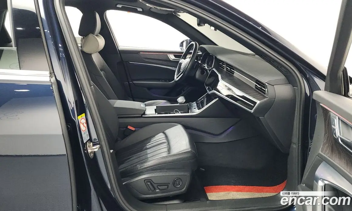 Audi A6 2020 2.0 автомат (гидро), фото 11