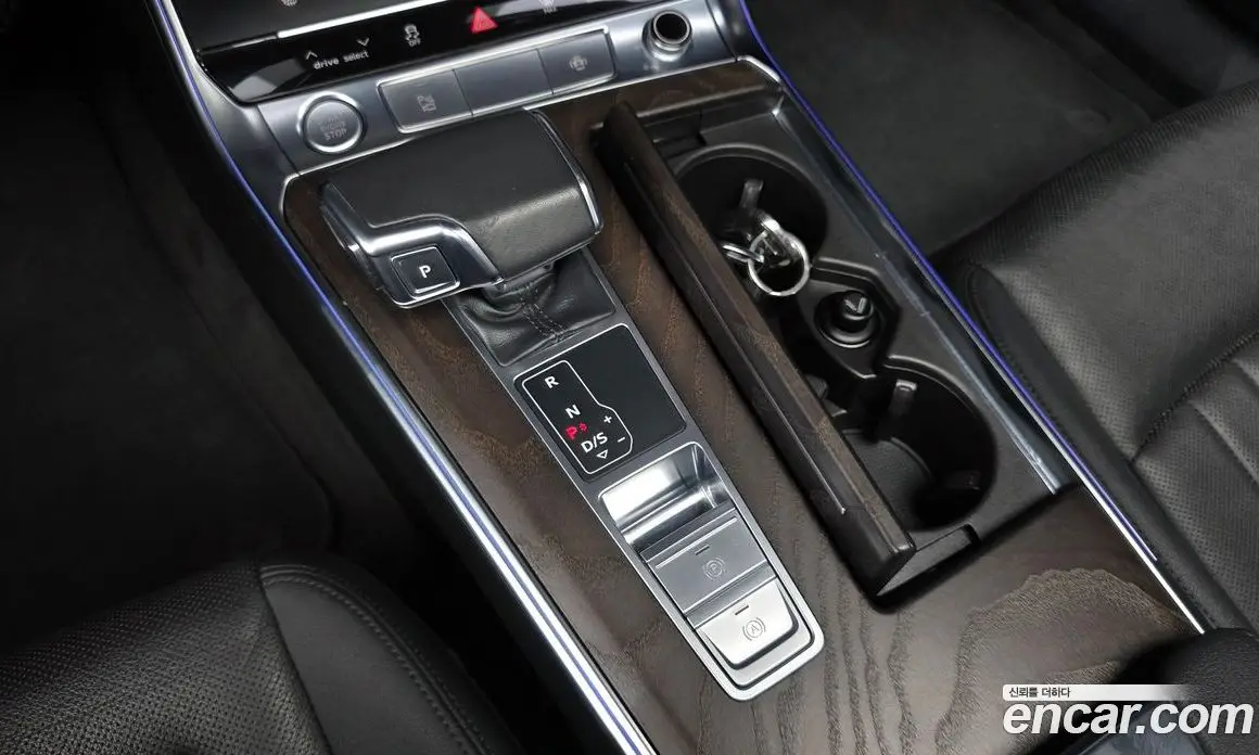 Audi A6 2020 2.0 автомат (гидро), фото 9