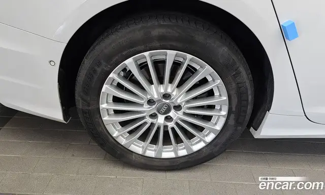 Audi A6 2021 2.0 автомат (гидро), миниатюра 5