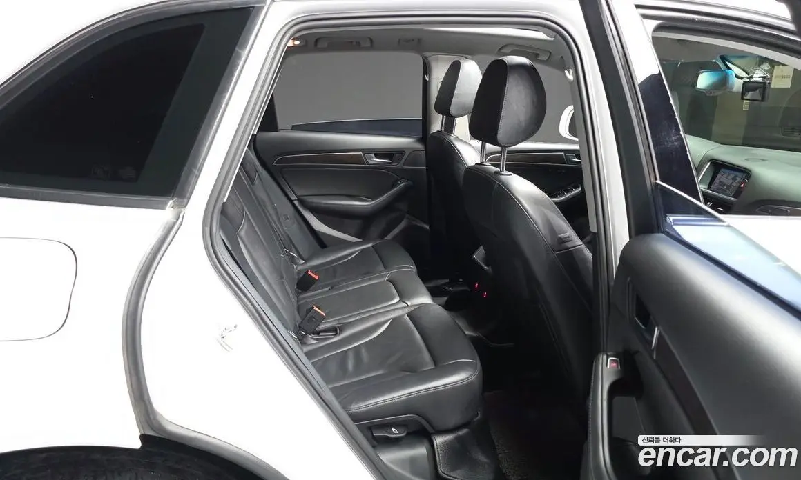 Audi Q5 2015 2.0 автомат (гидро), фото 12 Audi Q5 2015 2.0 автомат (гидро), фото 12