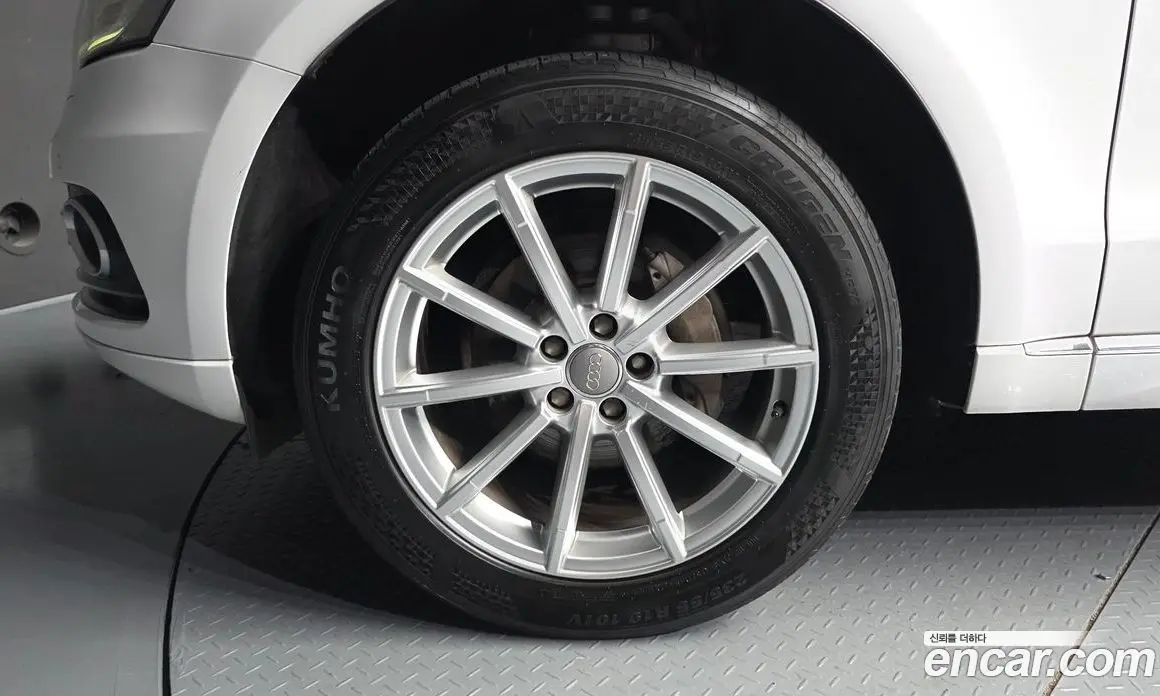 Audi Q5 2015 2.0 автомат (гидро), фото 5 Audi Q5 2015 2.0 автомат (гидро), фото 5