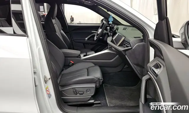 Audi Q5 2025 2.0 автомат (гидро), миниатюра 11 Audi Q5 2025 2.0 автомат (гидро), миниатюра 11