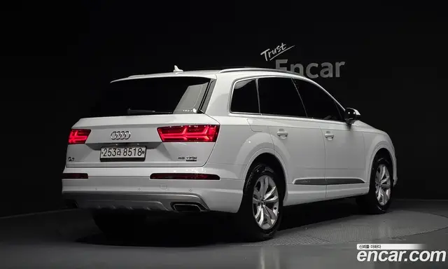 Audi Q7 2019 2.0 автомат (гидро), миниатюра 2