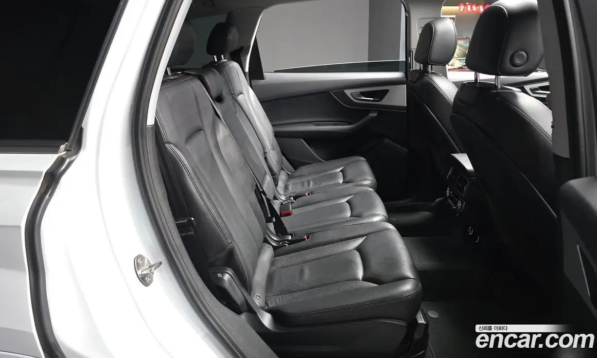 Audi Q7 2019 2.0 автомат (гидро), фото 12