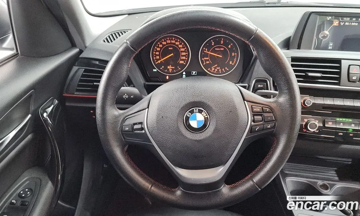 BMW 1 серия 2017 2.0 автомат (гидро), фото 13