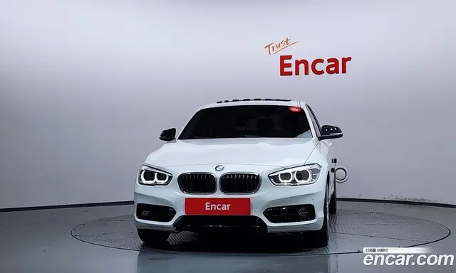 BMW 1 серия 2017 2.0 автомат (гидро), миниатюра 3