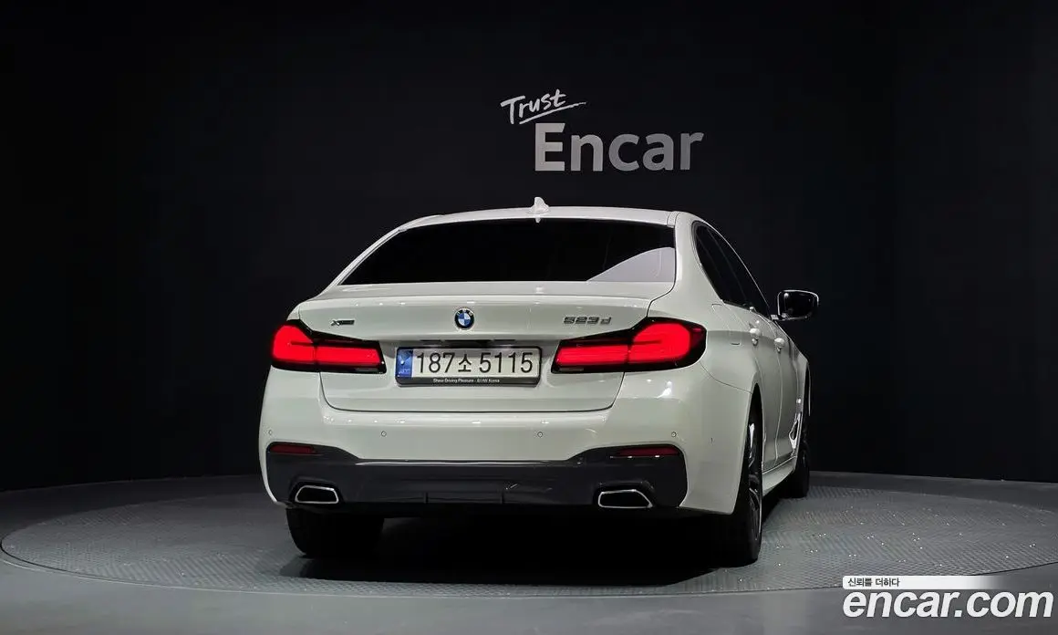 BMW 5 серия 2023 2.0 автомат (гидро), фото 4