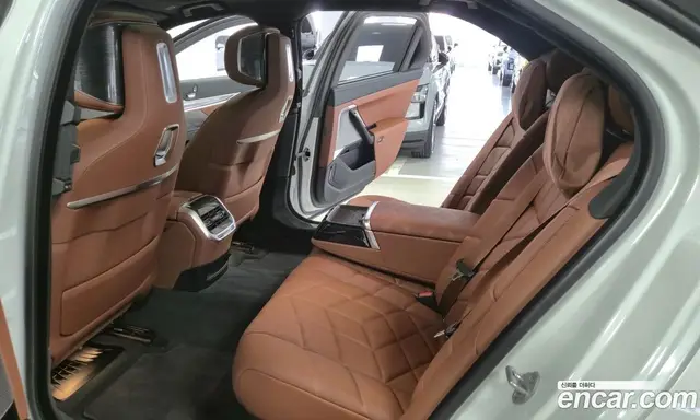 BMW 7 серия 2026 3.0 автомат (гидро), миниатюра 11 BMW 7 серия 2026 3.0 автомат (гидро), миниатюра 11