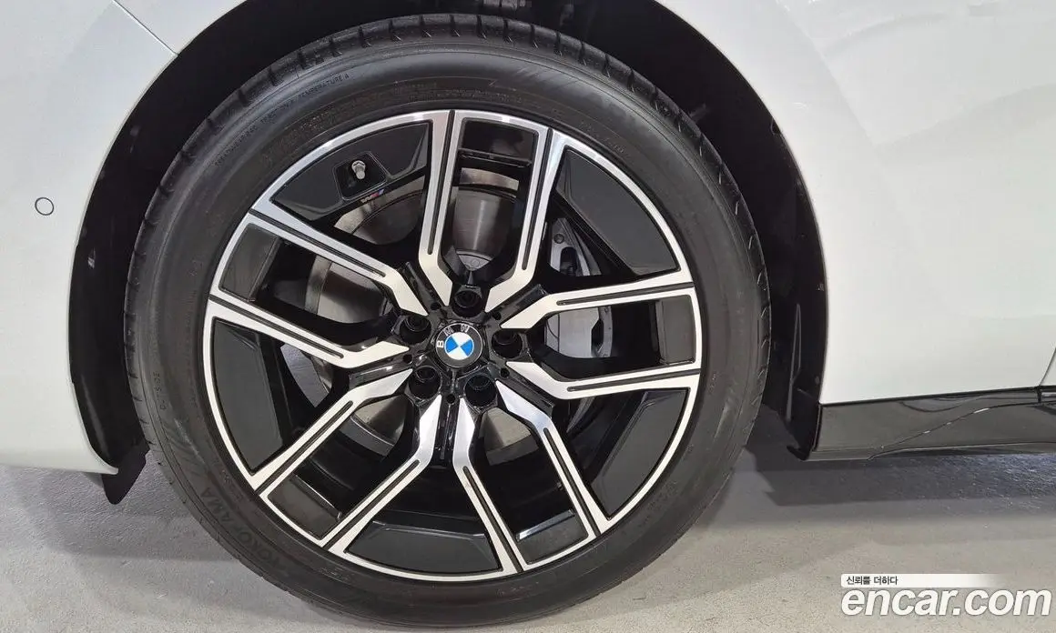 BMW 7 серия 2026 3.0 автомат (гидро), фото 5 BMW 7 серия 2026 3.0 автомат (гидро), фото 5