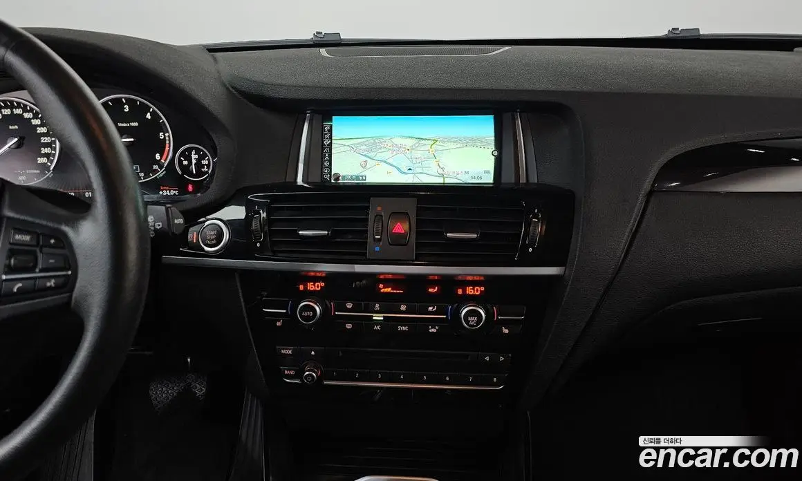 BMW X3 2015 2.0 автомат (гидро), фото 14