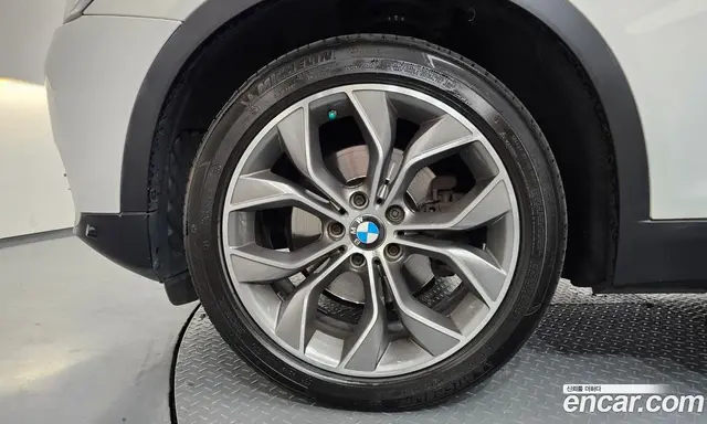 BMW X3 2015 2.0 автомат (гидро), миниатюра 5