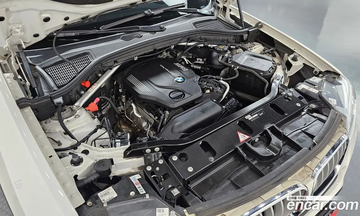 BMW X3 2015 2.0 автомат (гидро), фото 6