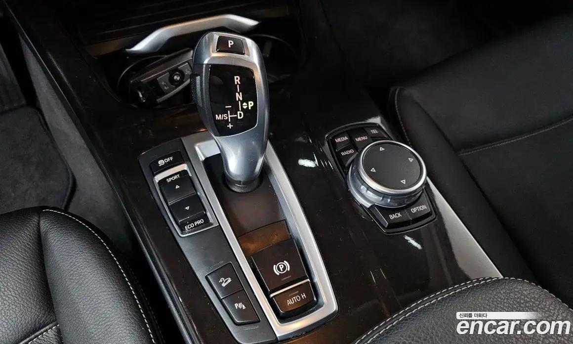 BMW X3 2015 2.0 автомат (гидро), фото 9