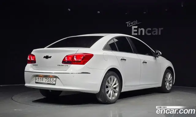 Chevrolet Cruze 2015 1.8 автомат (гидро), миниатюра 2 Chevrolet Cruze 2015 1.8 автомат (гидро), миниатюра 2