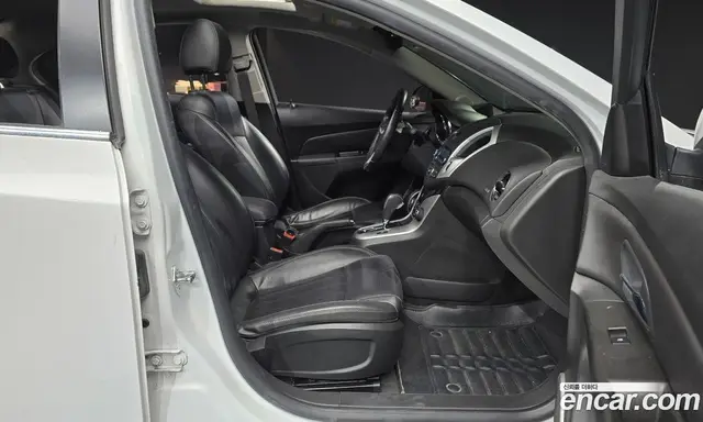 Chevrolet Cruze 2015 1.8 автомат (гидро), миниатюра 11 Chevrolet Cruze 2015 1.8 автомат (гидро), миниатюра 11