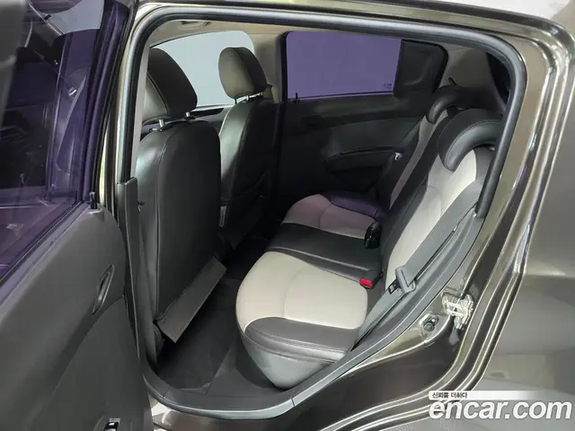Chevrolet Spark 2012 1.0 автомат (гидро), миниатюра 12