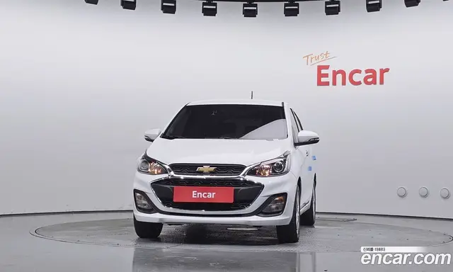 Chevrolet Spark 2021 1.0 автомат (гидро), миниатюра 3