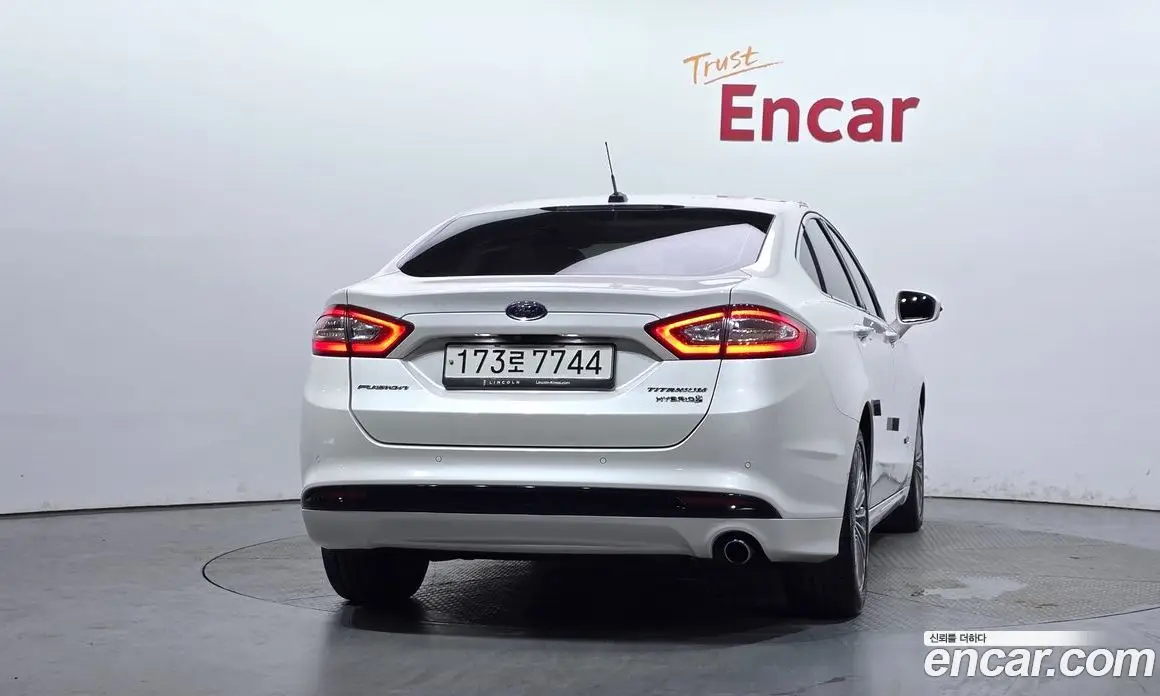 Ford Fusion 2014 2.0 автомат (гидро), фото 4 Ford Fusion 2014 2.0 автомат (гидро), фото 4