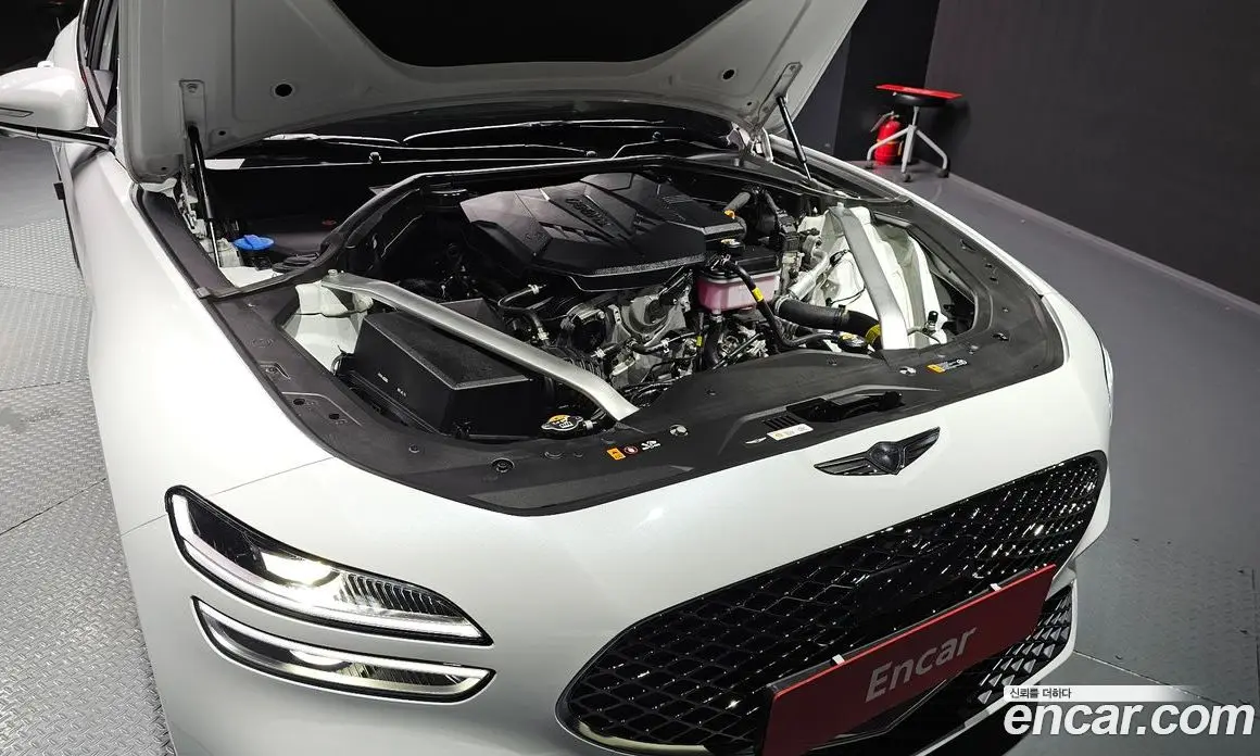 Genesis G70 2024 2.5 автомат (гидро), фото 6 Genesis G70 2024 2.5 автомат (гидро), фото 6
