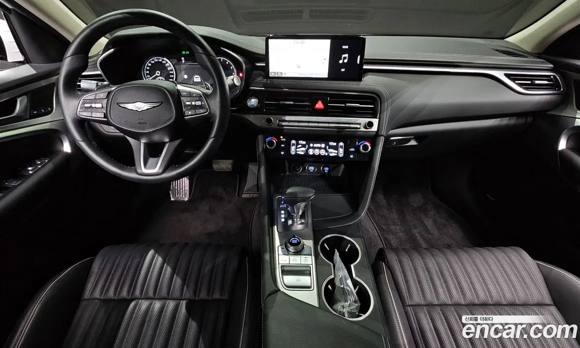 Genesis G70 2024 2.5 автомат (гидро), фото 7 Genesis G70 2024 2.5 автомат (гидро), фото 7