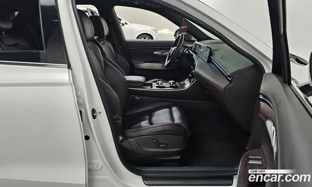 Genesis GV70 2024 2.5 автомат (гидро), миниатюра 11