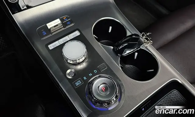 Genesis GV70 2024 2.5 автомат (гидро), миниатюра 9