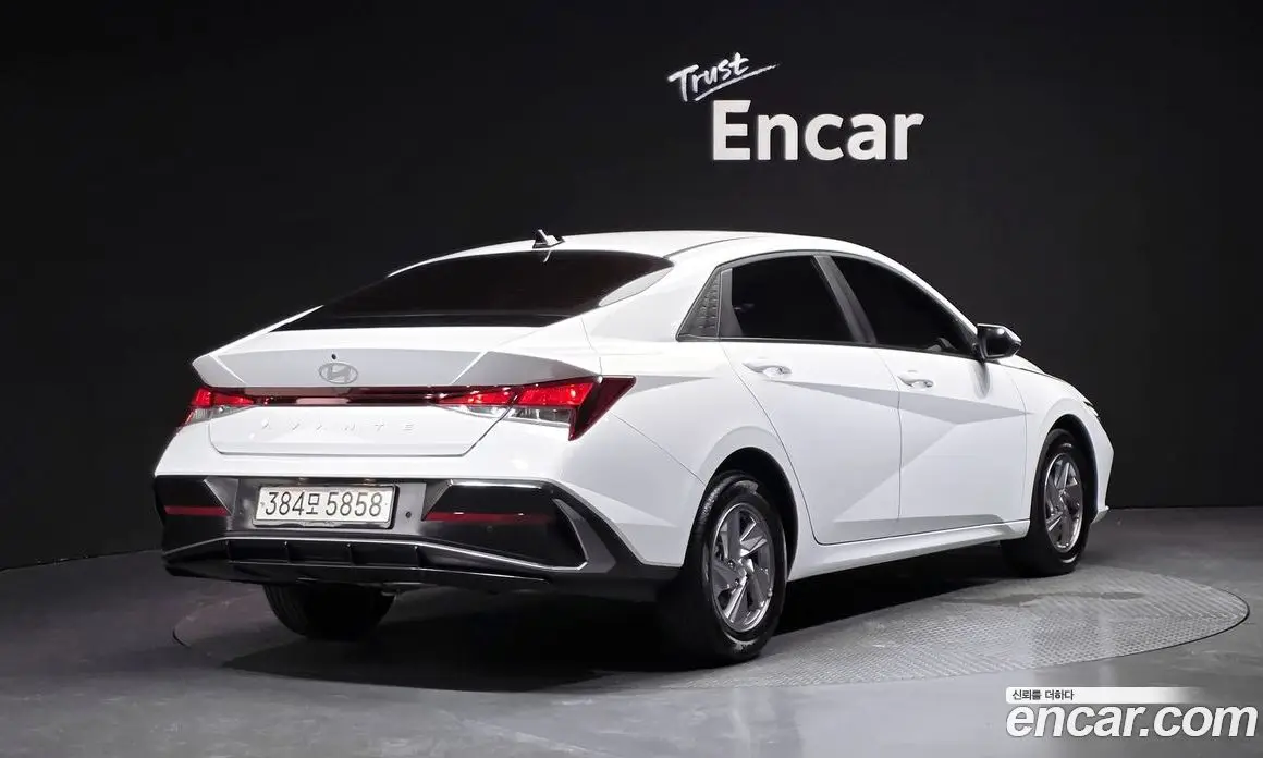 Hyundai Avante 2024 1.6 автомат (гидро), фото 2 Hyundai Avante 2024 1.6 автомат (гидро), фото 2