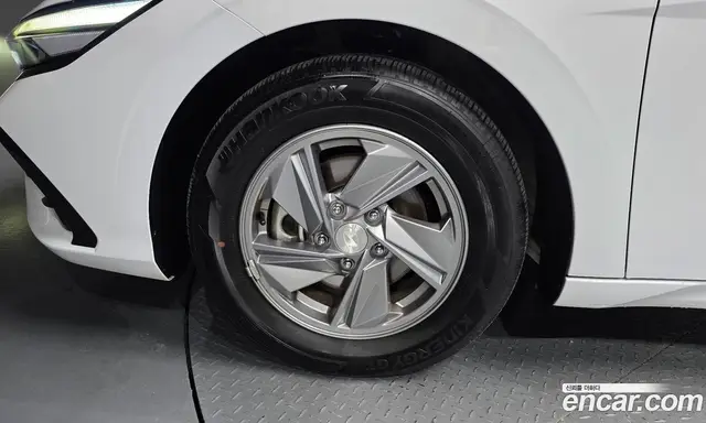 Hyundai Avante 2024 1.6 автомат (гидро), миниатюра 5 Hyundai Avante 2024 1.6 автомат (гидро), миниатюра 5