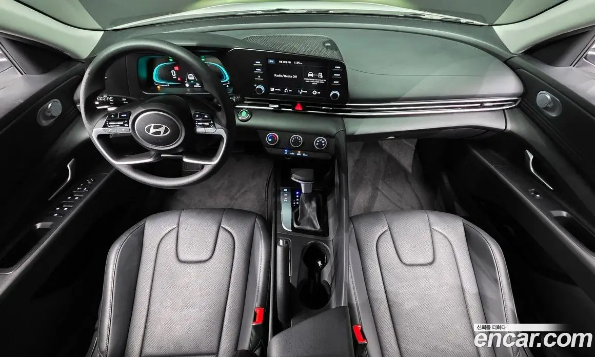 Hyundai Avante 2024 1.6 автомат (гидро), фото 7 Hyundai Avante 2024 1.6 автомат (гидро), фото 7