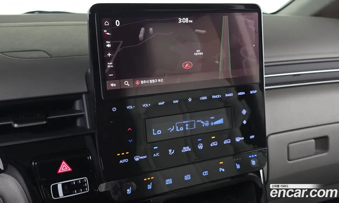 Hyundai Staria 2023 2.2 автомат (гидро), фото 12