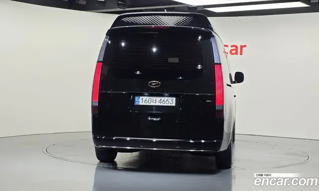 Hyundai Staria 2023 2.2 автомат (гидро), миниатюра 4
