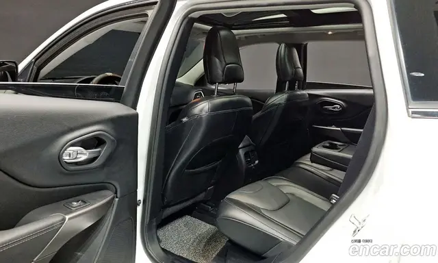 Jeep Cherokee 2020 2.4 автомат (гидро), миниатюра 11
