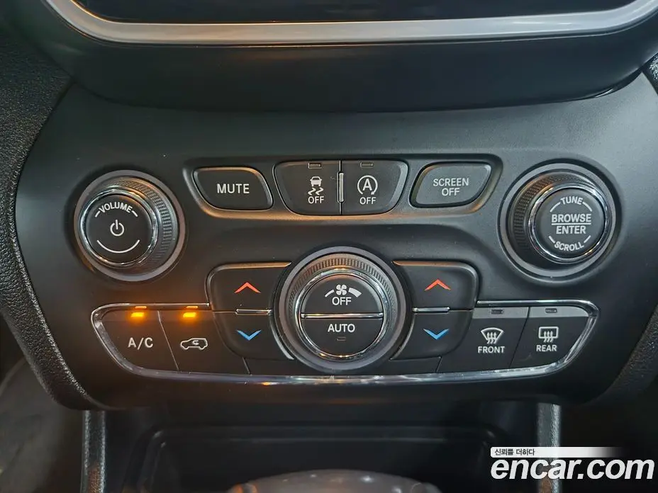 Jeep Cherokee 2020 2.4 автомат (гидро), фото 16