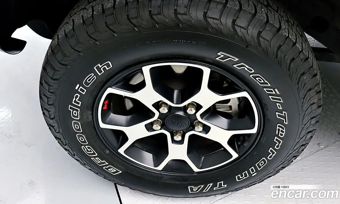 Jeep Wrangler 2022 2.0 автомат (гидро), фото 6 Jeep Wrangler 2022 2.0 автомат (гидро), фото 6