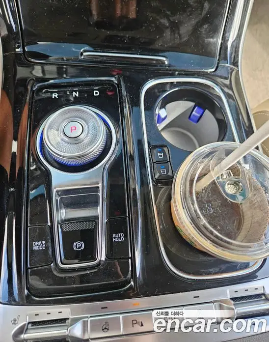 Kia Carnival 2023 2.2 автомат (гидро), миниатюра 9