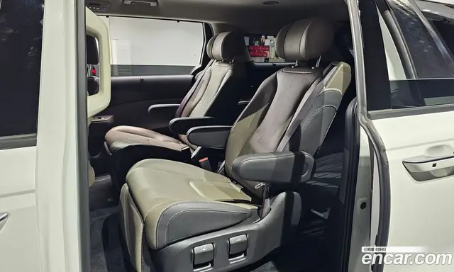Kia Carnival 2024 2.2 автомат (гидро), миниатюра 11 Kia Carnival 2024 2.2 автомат (гидро), миниатюра 11