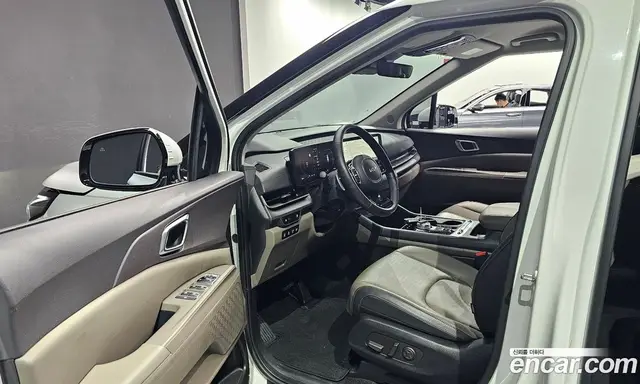 Kia Carnival 2024 2.2 автомат (гидро), миниатюра 10 Kia Carnival 2024 2.2 автомат (гидро), миниатюра 10