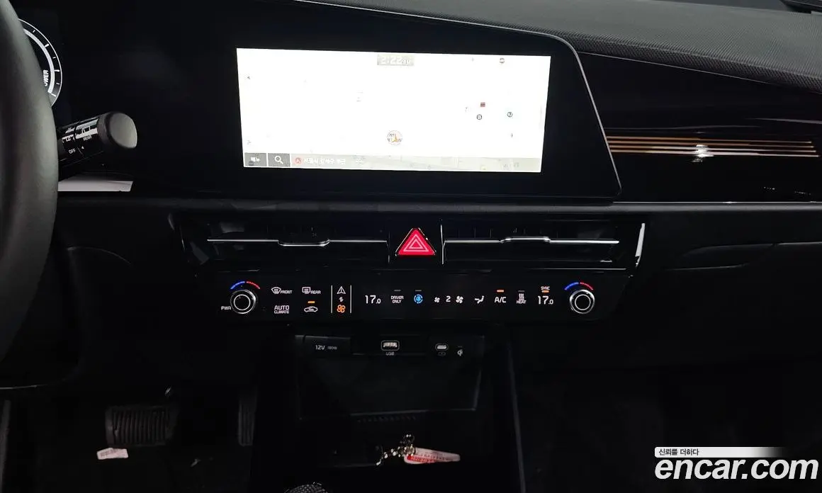 Kia Niro 2023 0.2 автомат (гидро), фото 14 Kia Niro 2023 0.2 автомат (гидро), фото 14