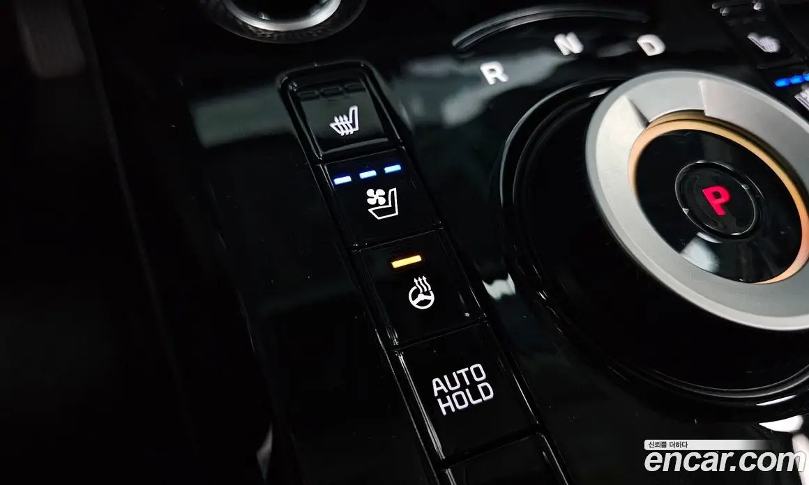 Kia Niro 2023 0.2 автомат (гидро), фото 17 Kia Niro 2023 0.2 автомат (гидро), фото 17