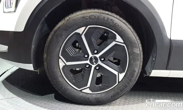 Kia Niro 2024 1.6 автомат (гидро), миниатюра 5 Kia Niro 2024 1.6 автомат (гидро), миниатюра 5