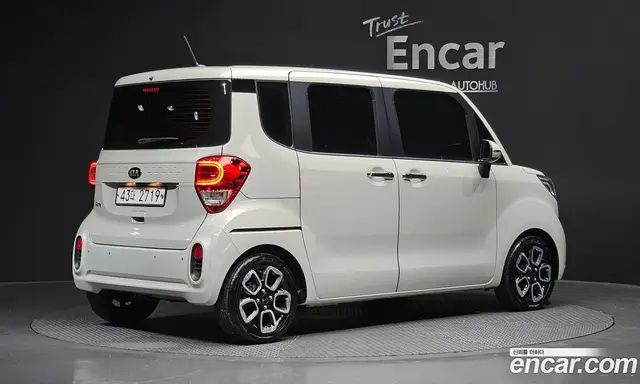 Kia Ray 2019 1.0 автомат (гидро), миниатюра 2 Kia Ray 2019 1.0 автомат (гидро), миниатюра 2
