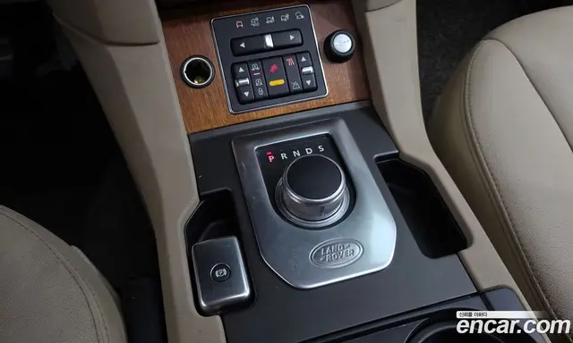 Land Rover Discovery 2013 3.0 автомат (гидро), миниатюра 9 Land Rover Discovery 2013 3.0 автомат (гидро), миниатюра 9