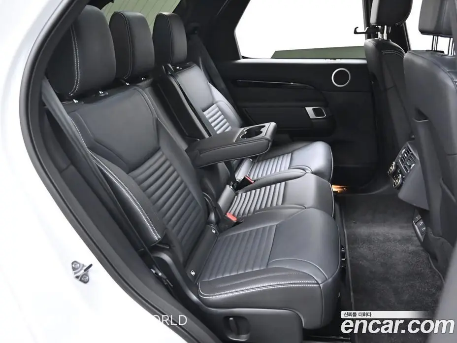 Land Rover Discovery 2024 2.0 автомат (гидро), фото 12