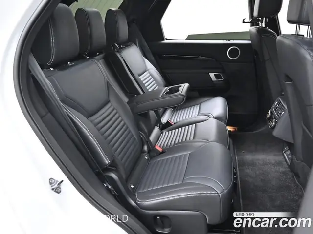Land Rover Discovery 2024 2.0 автомат (гидро), миниатюра 12