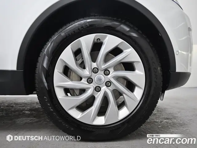 Land Rover Discovery 2024 2.0 автомат (гидро), миниатюра 5