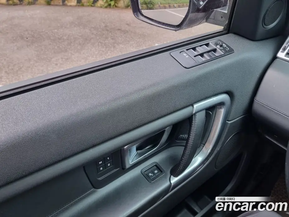 Land Rover Discovery Sport 2016 2.0 автомат (гидро), фото 17
