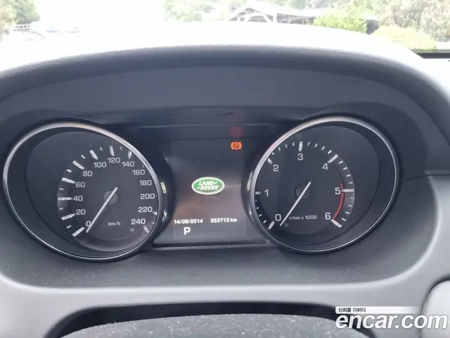 Land Rover Discovery Sport 2016 2.0 автомат (гидро), миниатюра 8