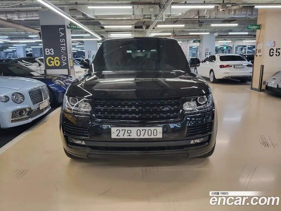Land Rover Range Rover 2016 4.4 автомат (гидро), фото 1 Land Rover Range Rover 2016 4.4 автомат (гидро), фото 1